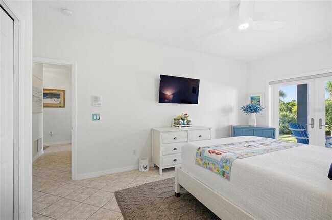 Building Photo - 3298 N Ocean Shore Blvd