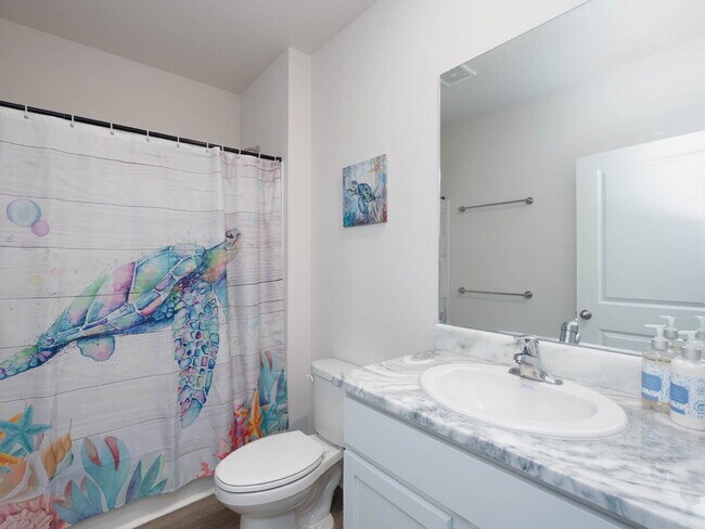 Building Photo - 4 Bedroom, 2 Bathroom home For Rent in Parrish