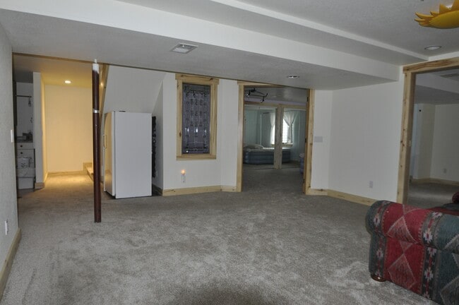 Building Photo - 7287 S Long Springs Butte