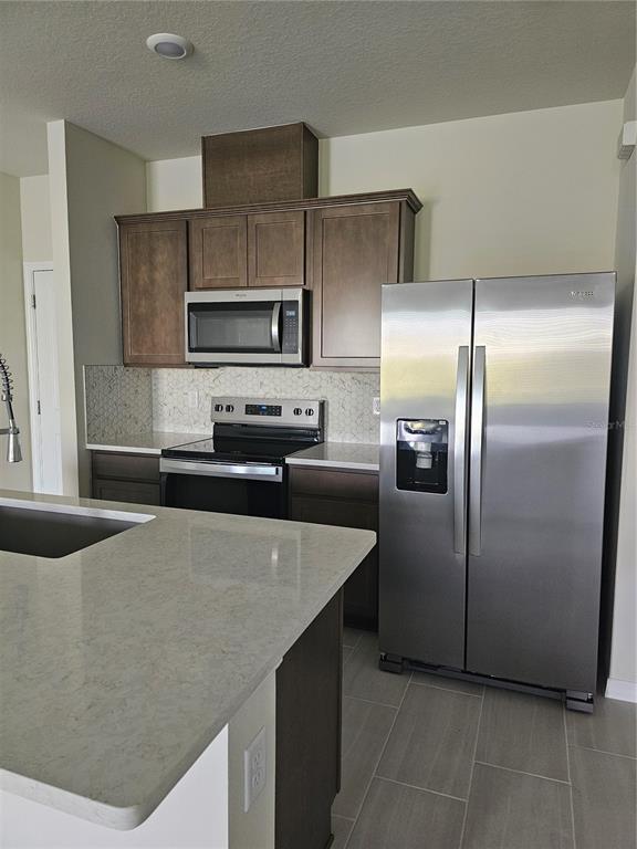 Building Photo - 16294 Merry Aly