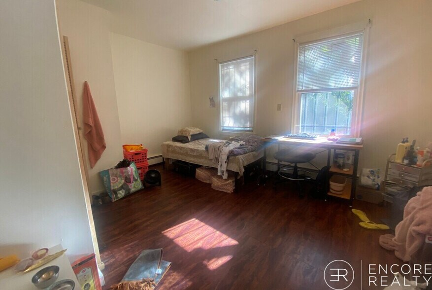 Building Photo - 1451 Tremont St