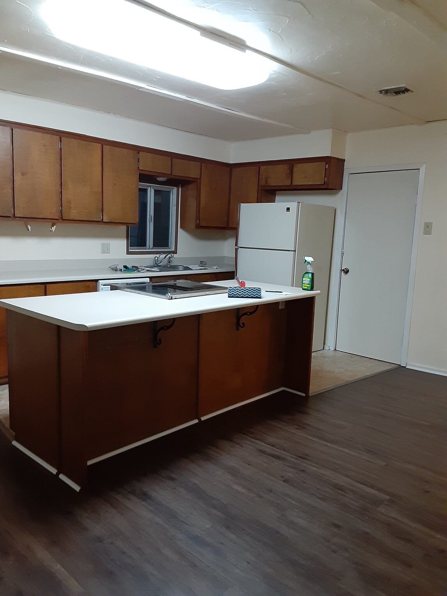 Building Photo - 657 C St