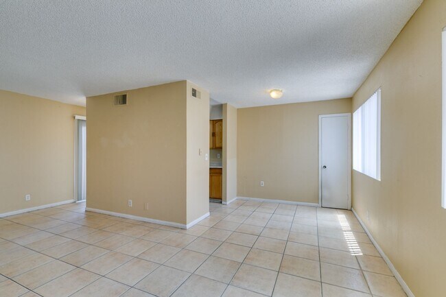 Building Photo - 3615 Kolendo Ct