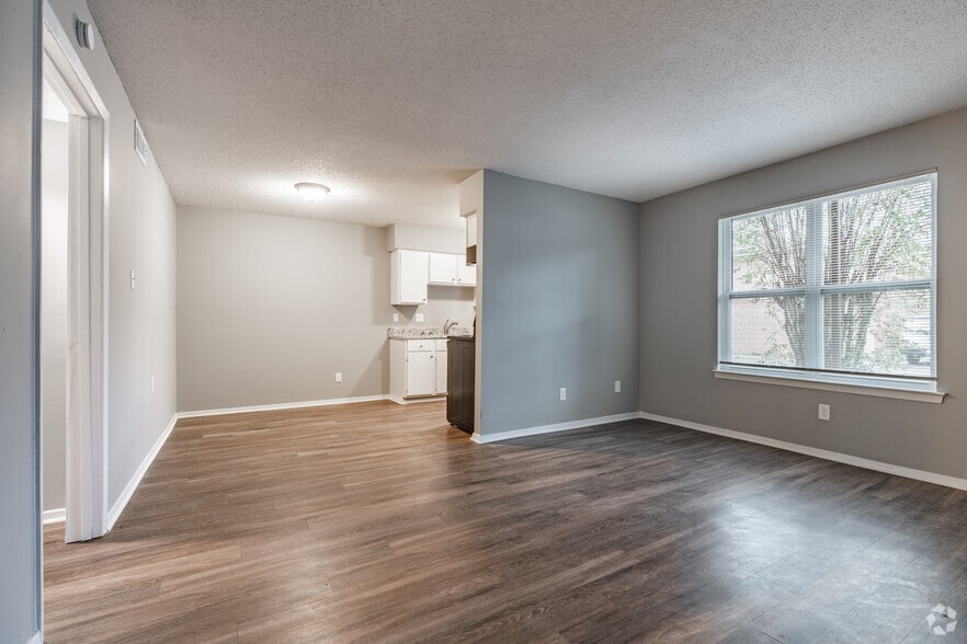 2BR, 1BA - 800SF - Living Room - Forrest Cove