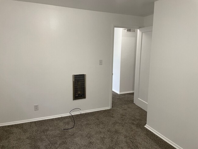 Building Photo - Cozy Home for Rent!!