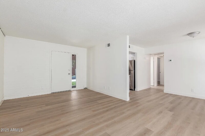 Building Photo - 4235 N 13th Pl