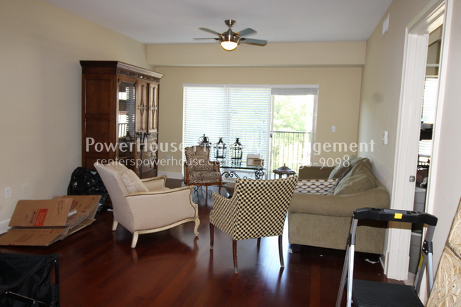 Building Photo - Sandy Springs 1BR, 1BA