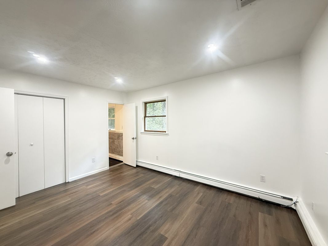 Building Photo - 4344 Pne Rdg Dr