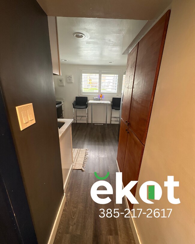Building Photo - Birtok-500 South-1269/1267 West 500 South Salt Lake City, UT 84104