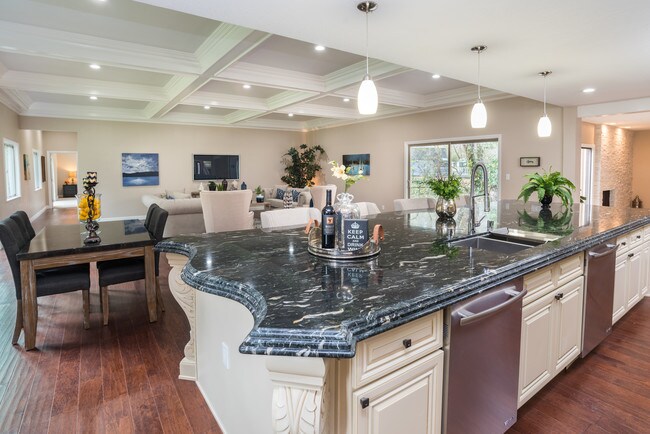 Building Photo - 2081 Danville Blvd