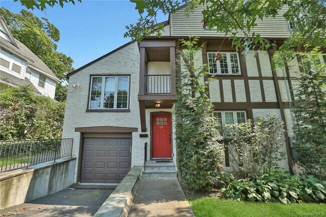 Building Photo - 29 Nutgrove St