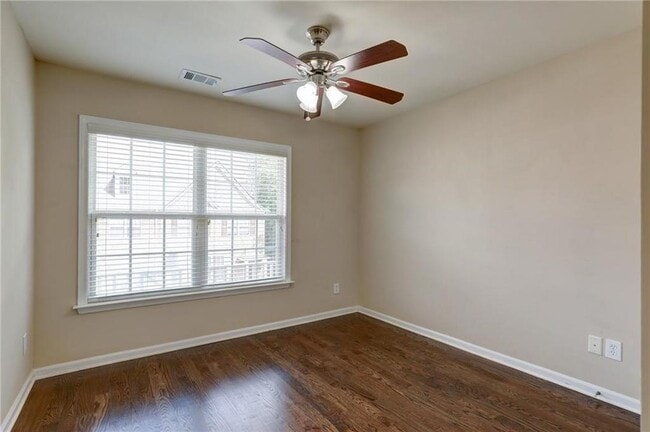 Building Photo - 11030 Brunson Dr