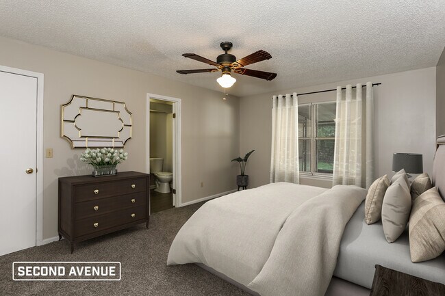 Building Photo - 6604 Arancio Dr W