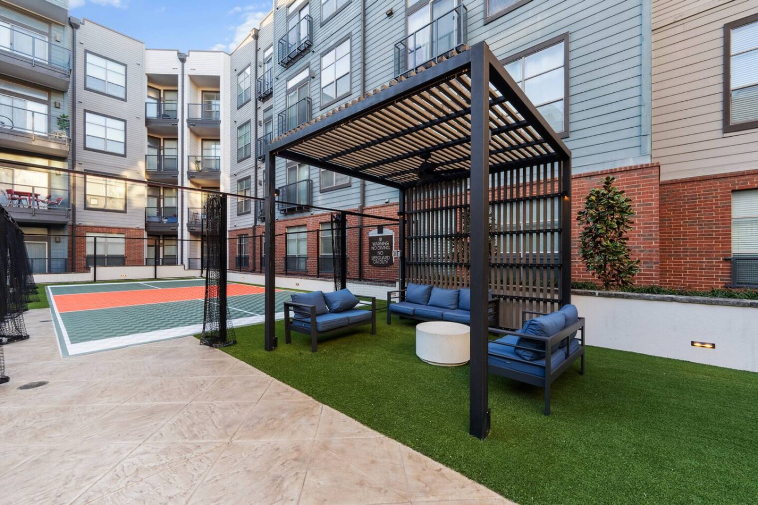 Building Photo - 2901 Indiana St