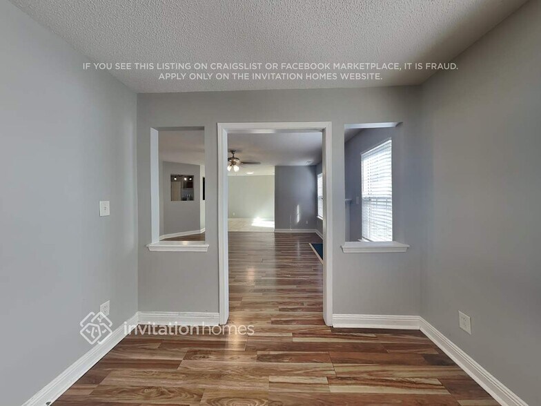 Building Photo - 3142 Blueberry Dr