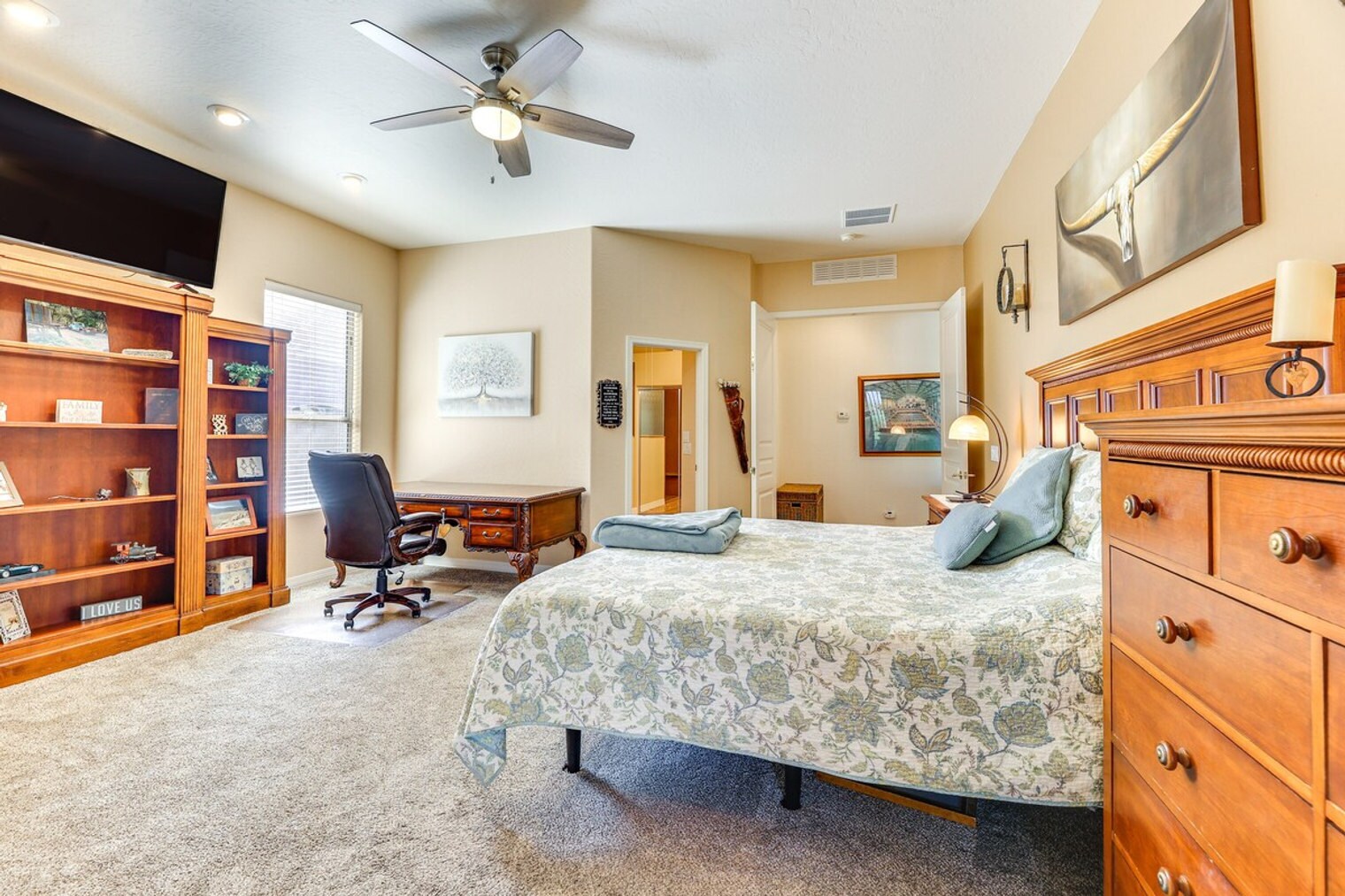 Building Photo - 1425 N Harper Cir