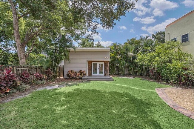 Building Photo - 1224 Catherine St