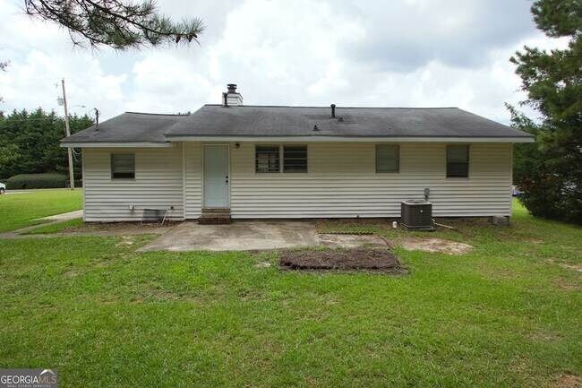 Building Photo - 1312 Cooper Rd