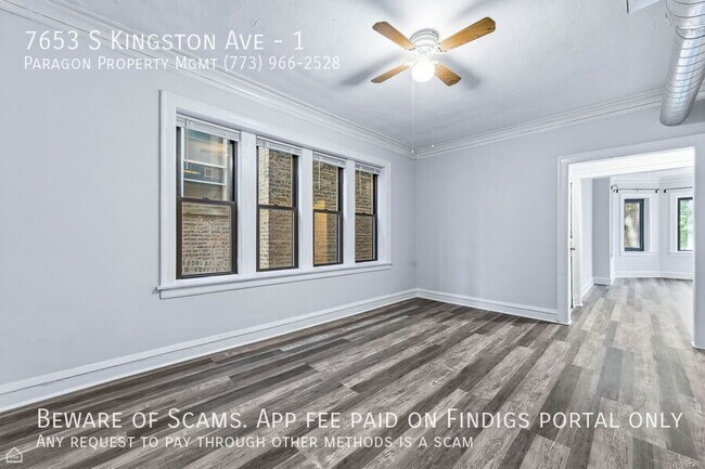 Building Photo - 7653 S Kingston Ave