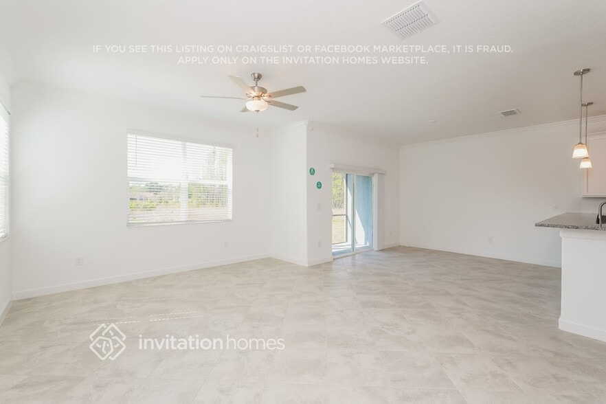Building Photo - 3060 Bryant Park Dr