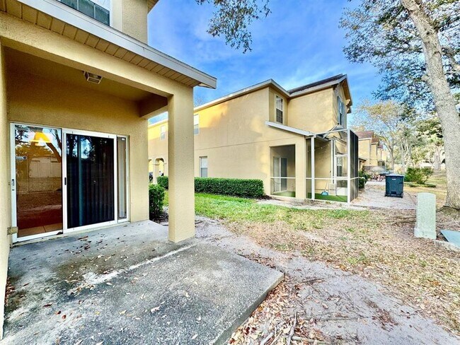 Building Photo - 10545 Shady Falls Ct