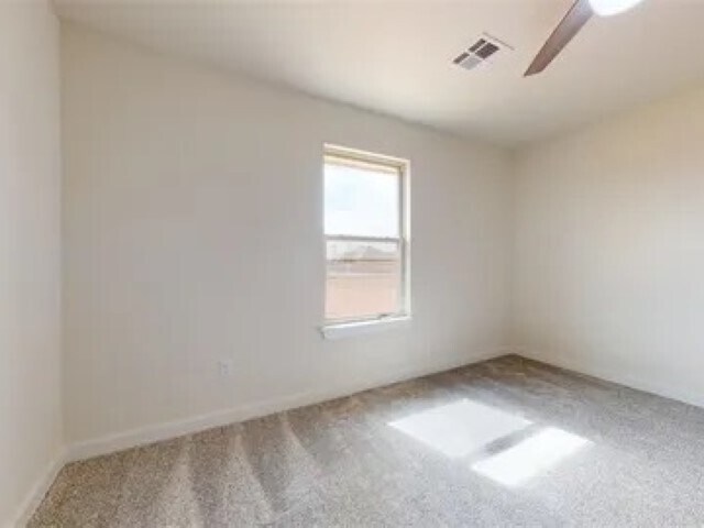 Building Photo - 12031 NE Stone Ridge Ln