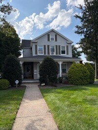 Building Photo - 224 Pompton Ave