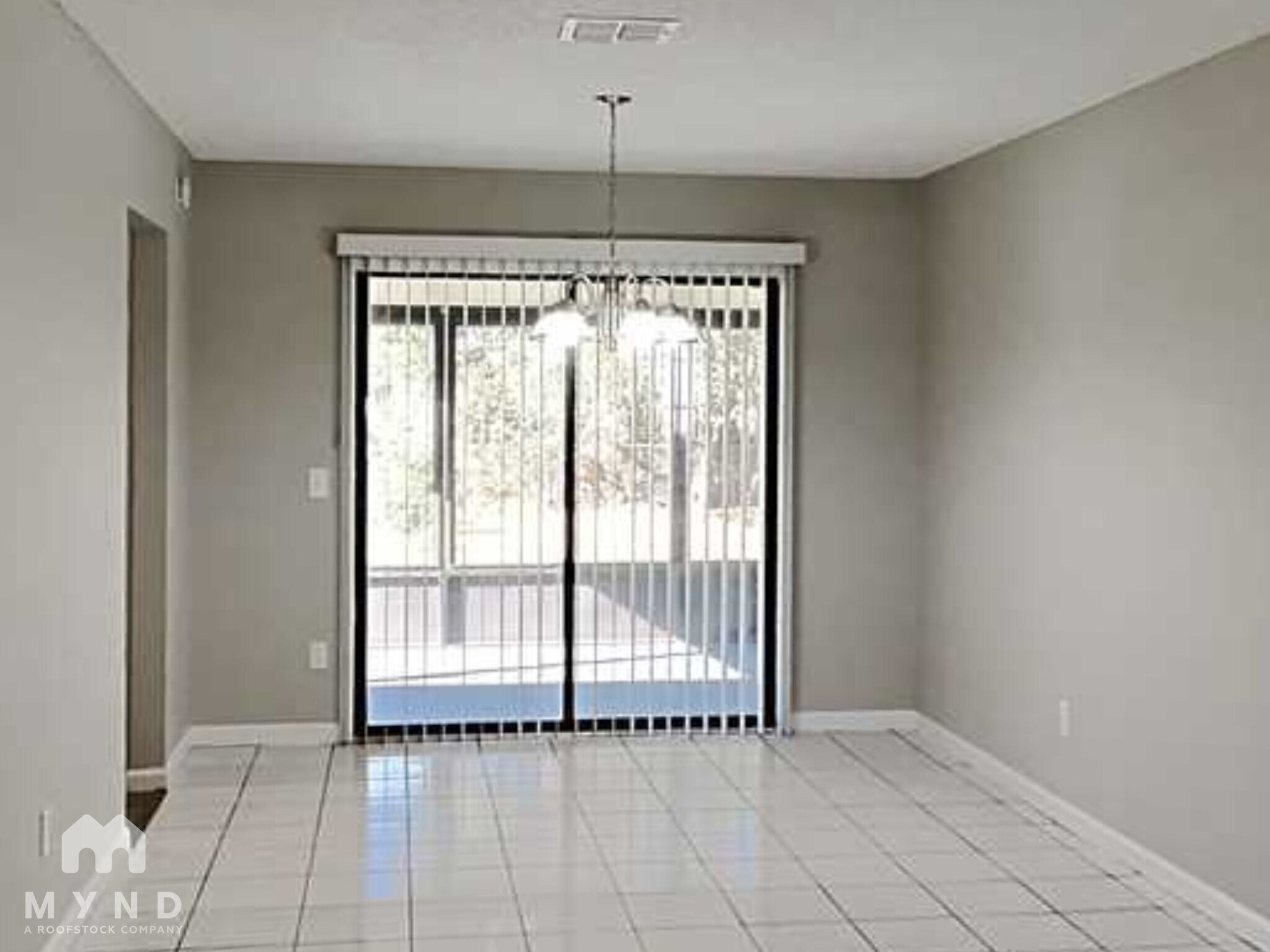 Building Photo - 6444 Diamond Leaf Ct N