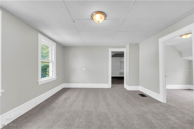 Building Photo - 3153 W 88th St