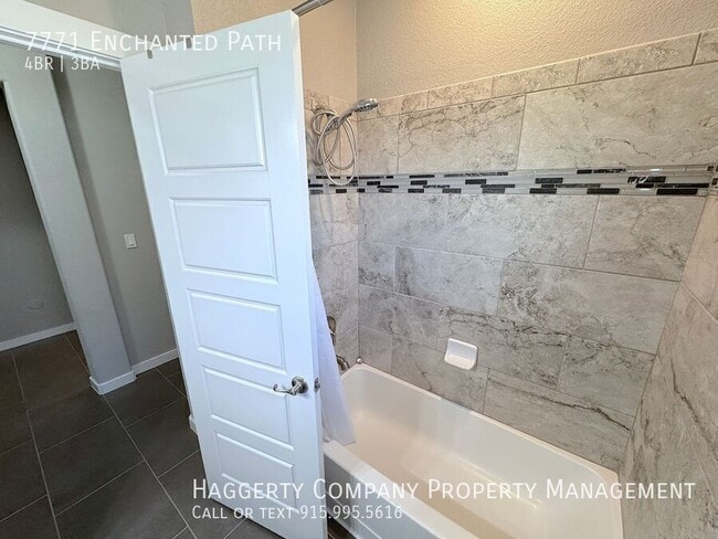 Building Photo - 7771 Enchanted Path Dr