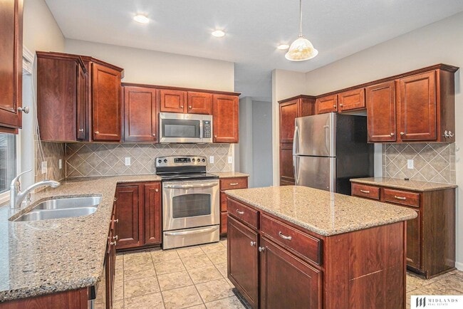 Building Photo - 1504 Old Gaelic St