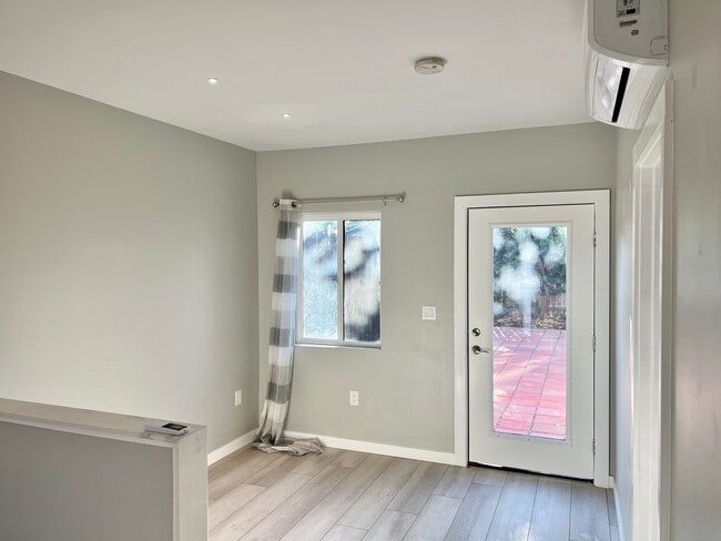 Building Photo - 7649 Genesta Ave