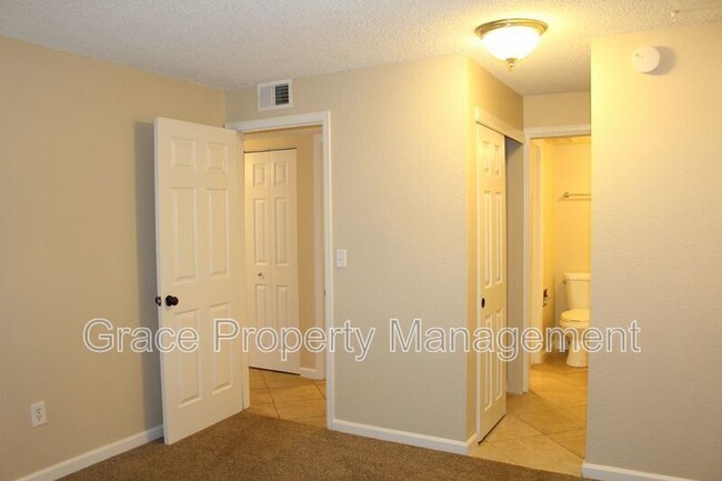 Building Photo - 3529 S Fairplay Way