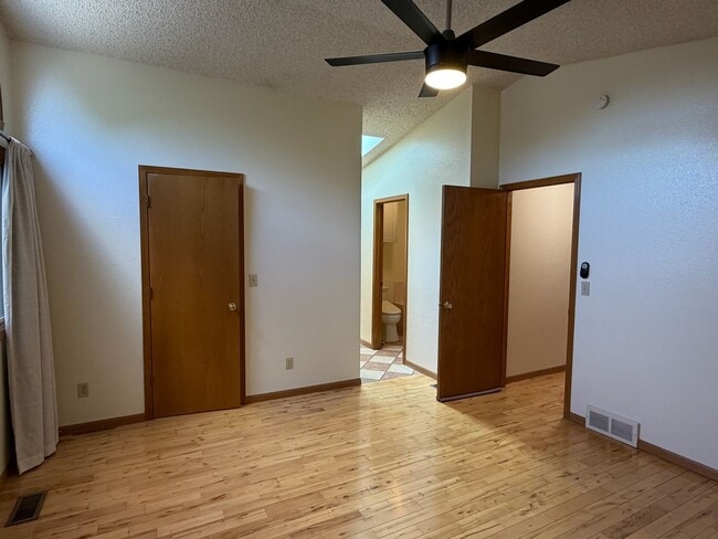 Building Photo - 1005 Princewood Pl