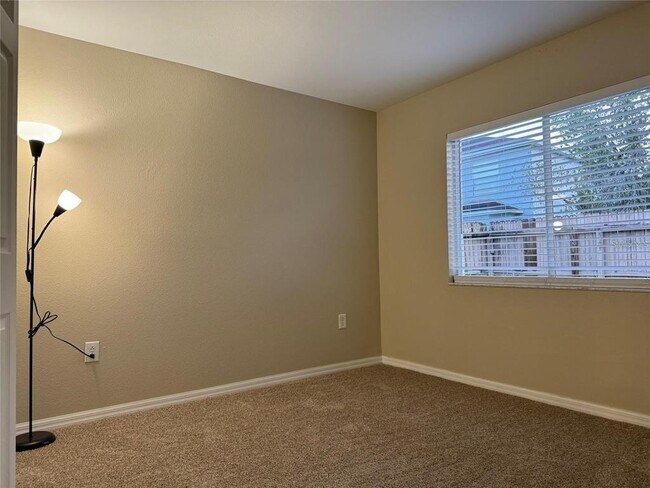 Building Photo - 1235 Alpine Lake Dr