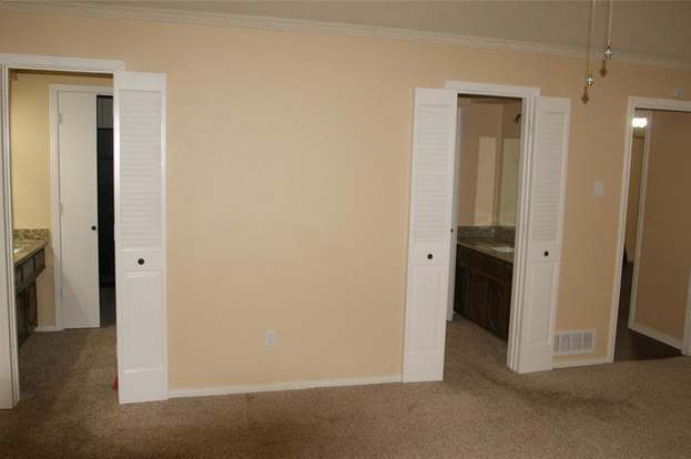 Building Photo - 1025 Cloverdale Ln