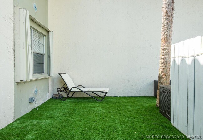 Building Photo - 1174 NW 13th St