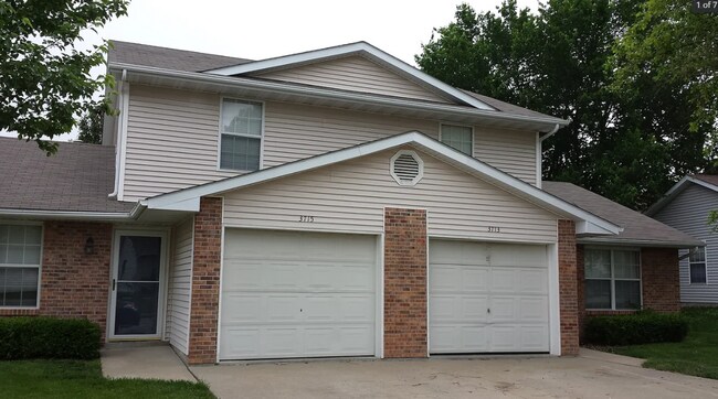 Primary Photo - 3715-3715 Pimlico Dr