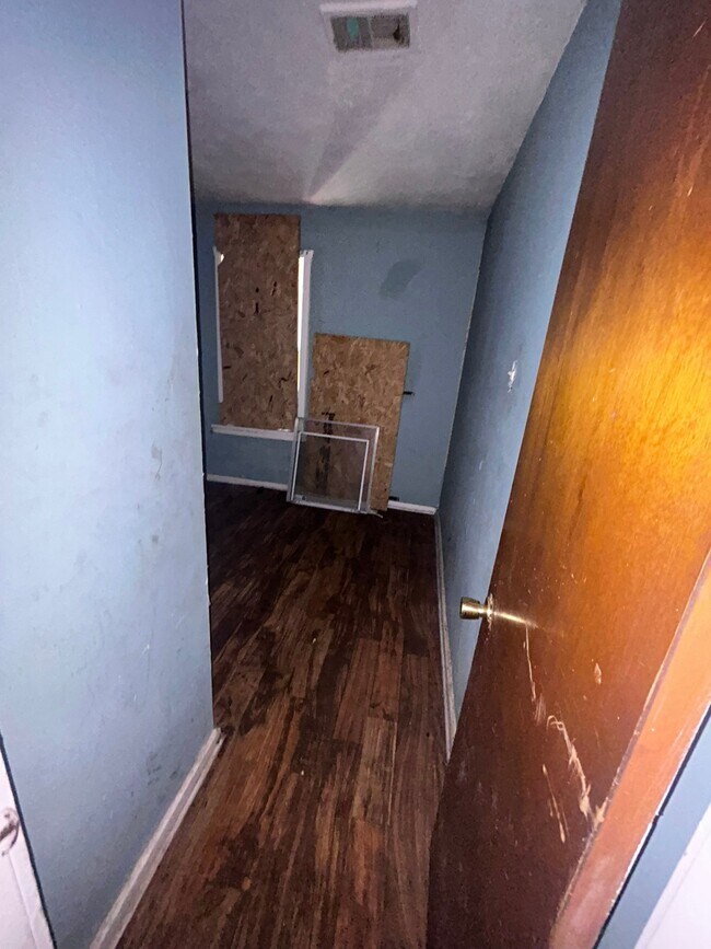 Building Photo - 1534 N 55th St