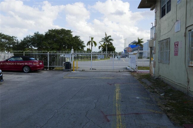 Building Photo - 301 NW 177th St