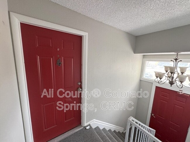 Building Photo - 4995 Picturesque Cir