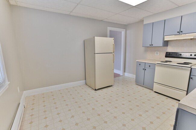 Building Photo - 1306 N 3rd St