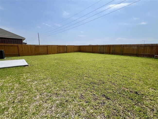 Building Photo - 440 Beechwood Hacienda Dr