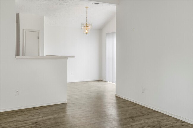 Building Photo - 11906 Westwold Dr