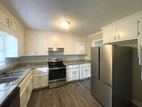 Building Photo - 3940 Butterfield Dr NW