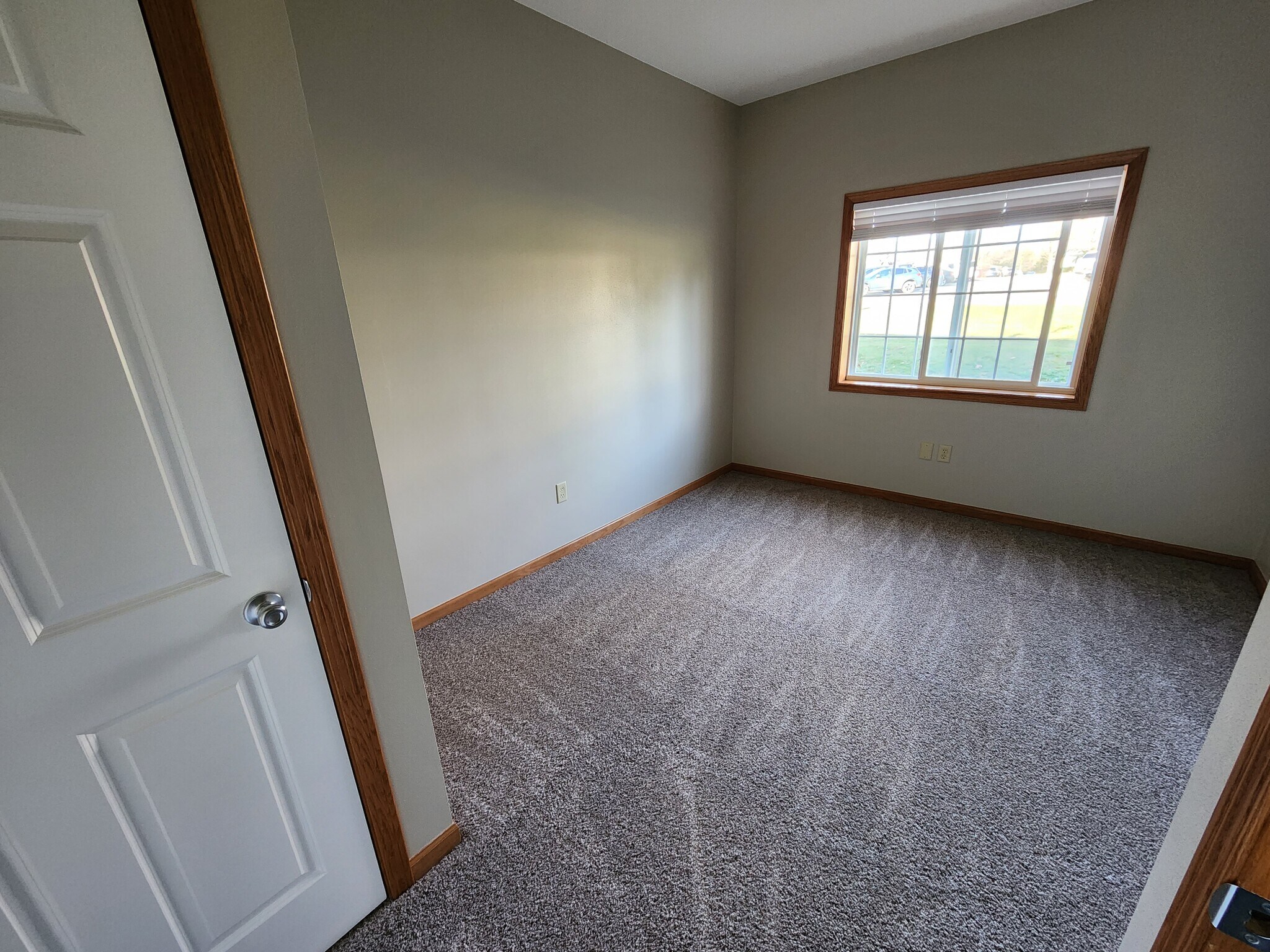 guest bedroom 2 - 869 Pope St