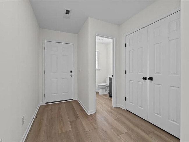 Building Photo - Earn Wealth While Leasing - Like a Homeowner - Lease to Own