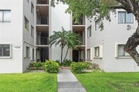 Building Photo - 8760 SW 133rd Avenue Rd