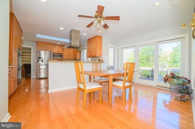 Building Photo - 4708 Randolph Ct