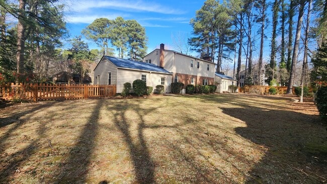 Building Photo - 209 Lorac Rd